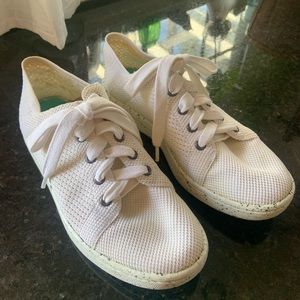 Eileen Fisher Women’s Lace Up Sneakers Size 8.5